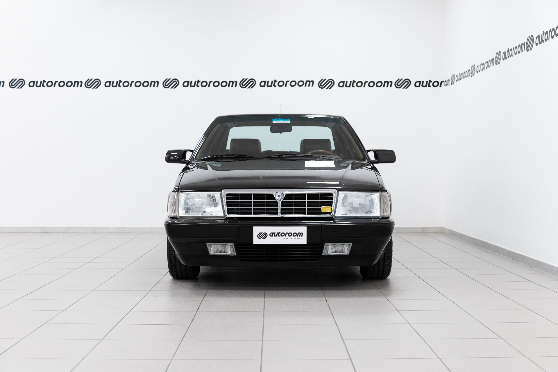Lancia Thema 8.32