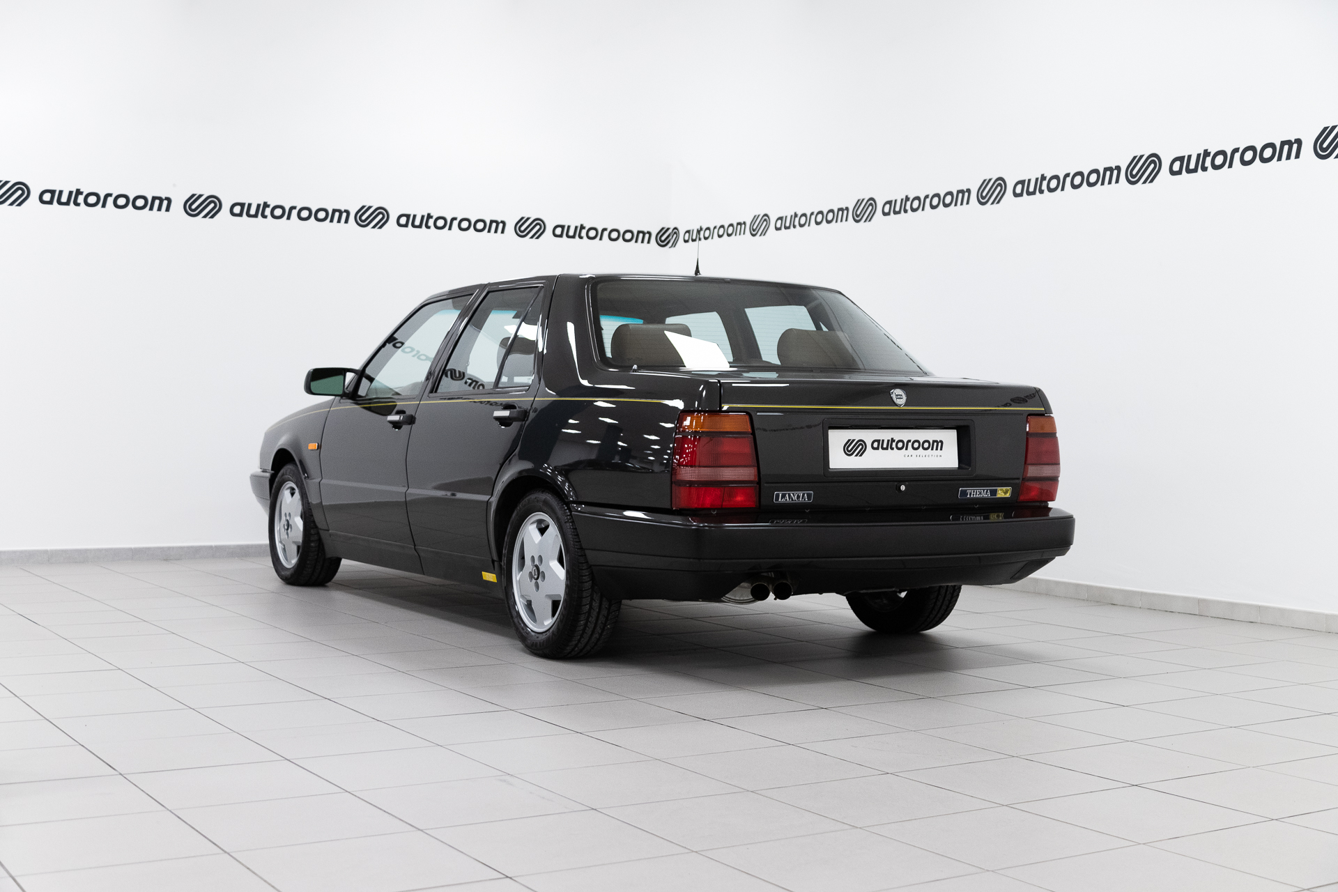 Lancia Thema 8.32